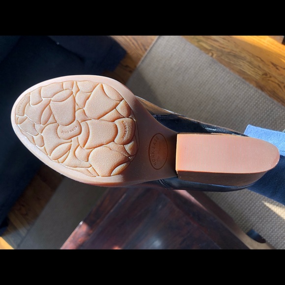 Kork-Ease Black Leather Bootie - Size 9.5 - Picture 6 of 10